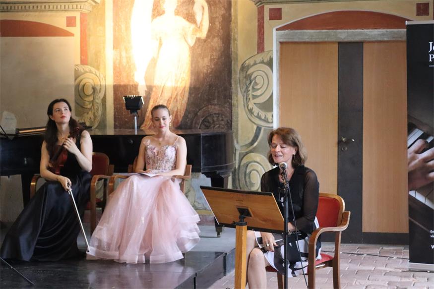 Schloss-Matinee entführte in die Welt der Operette und des Wienerlieds
