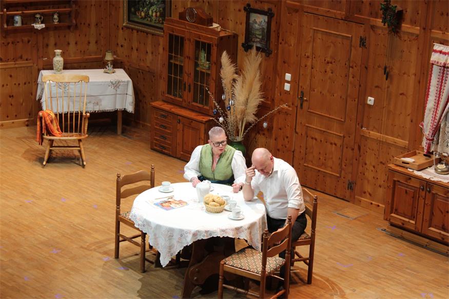 Raidinger Theaterpartie überzeugt mit „Vaterschaftstest“