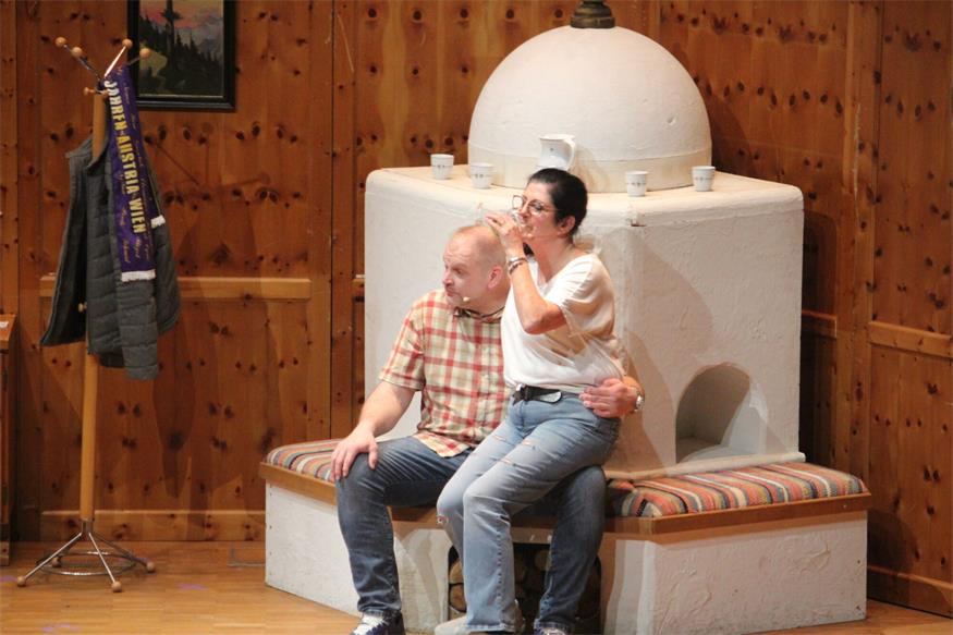 Raidinger Theaterpartie überzeugt mit „Vaterschaftstest“