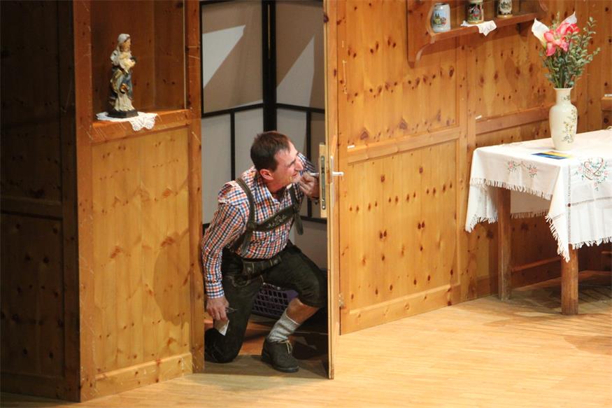 Raidinger Theaterpartie überzeugt mit „Vaterschaftstest“