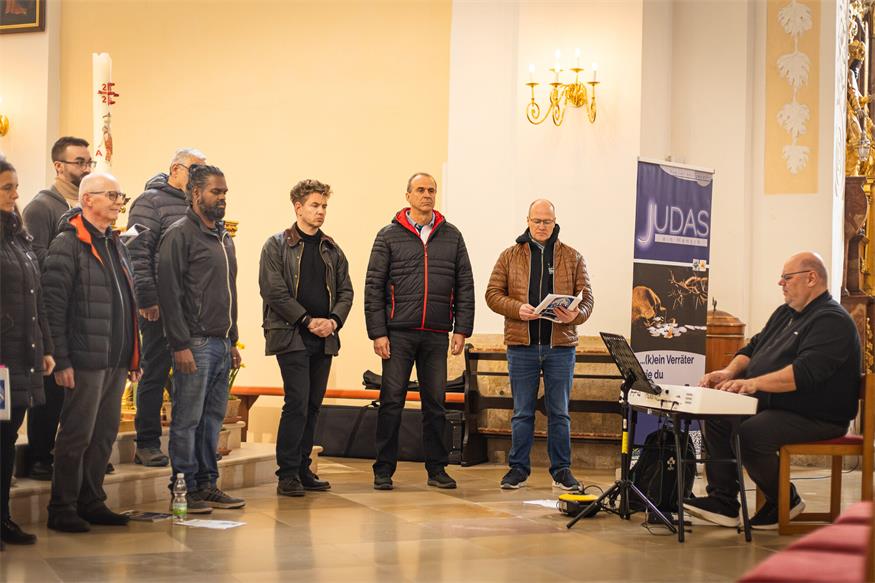 Frauenkirchen: „Judas, ein Mensch“ in der Basilika