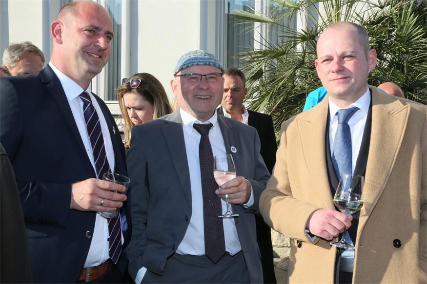 Neusiedl feiert 100 Jahre Stadt mit Festsitzung und Gala