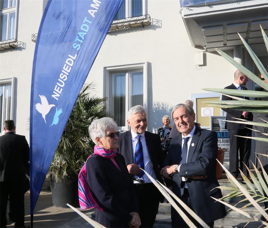 Neusiedl feiert 100 Jahre Stadt mit Festsitzung und Gala