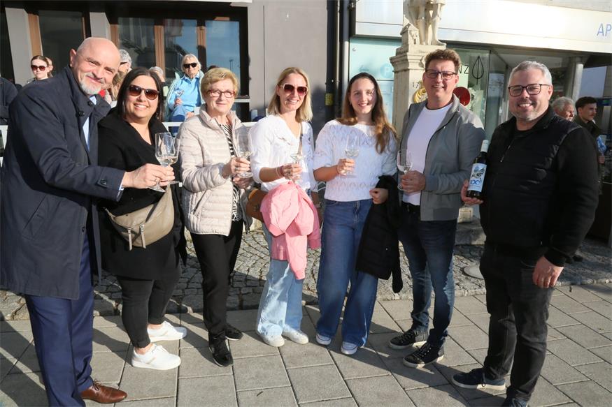 Neusiedl feiert 100 Jahre Stadt mit Festsitzung und Gala