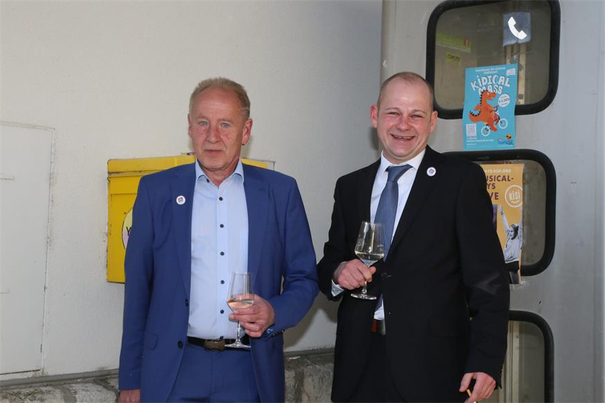 Neusiedl feiert 100 Jahre Stadt mit Festsitzung und Gala