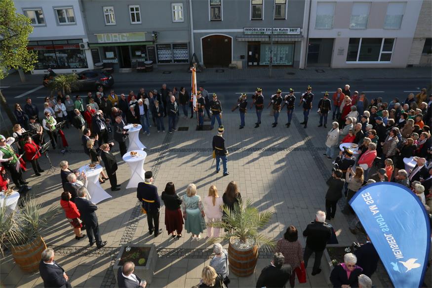 Neusiedl feiert 100 Jahre Stadt mit Festsitzung und Gala