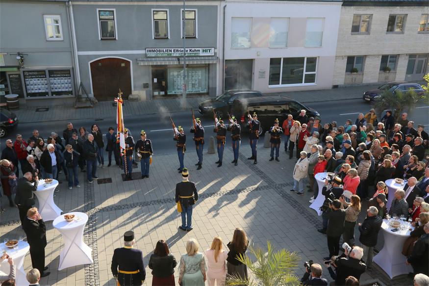 Neusiedl feiert 100 Jahre Stadt mit Festsitzung und Gala