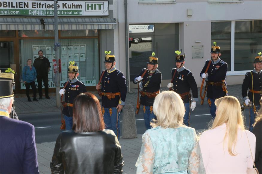 Neusiedl feiert 100 Jahre Stadt mit Festsitzung und Gala