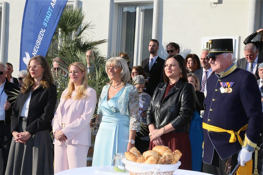 Neusiedl feiert 100 Jahre Stadt mit Festsitzung und Gala