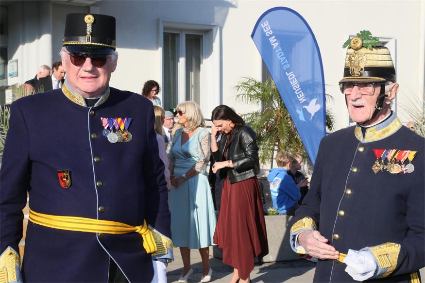 Neusiedl feiert 100 Jahre Stadt mit Festsitzung und Gala