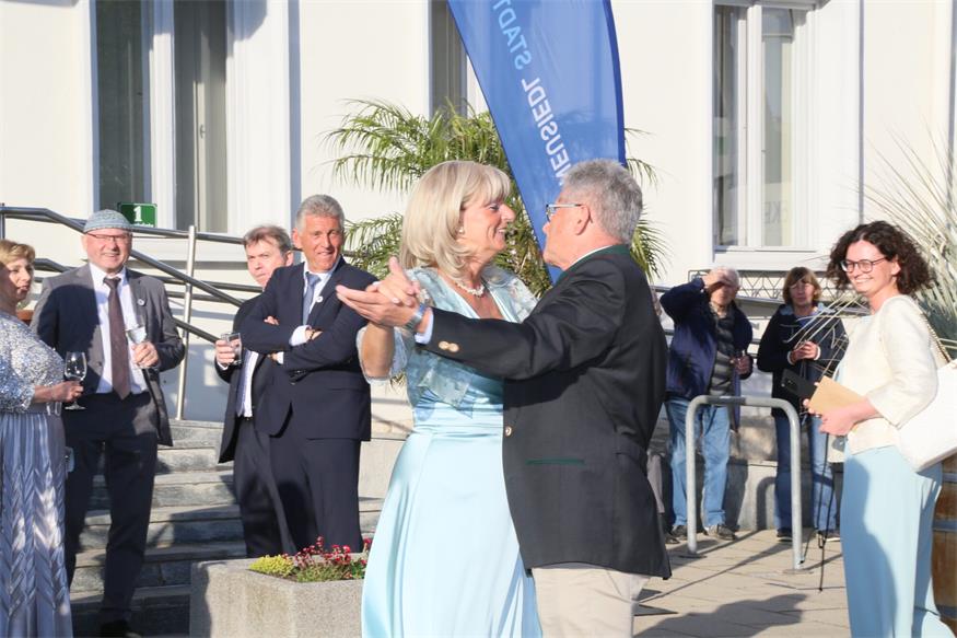 Neusiedl feiert 100 Jahre Stadt mit Festsitzung und Gala