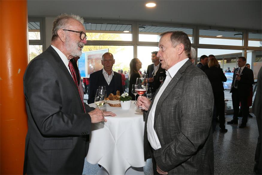 Neusiedl feiert 100 Jahre Stadt mit Festsitzung und Gala