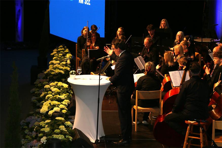 Neusiedl feiert 100 Jahre Stadt mit Festsitzung und Gala