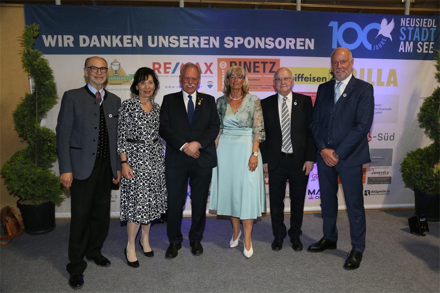 Neusiedl feiert 100 Jahre Stadt mit Festsitzung und Gala