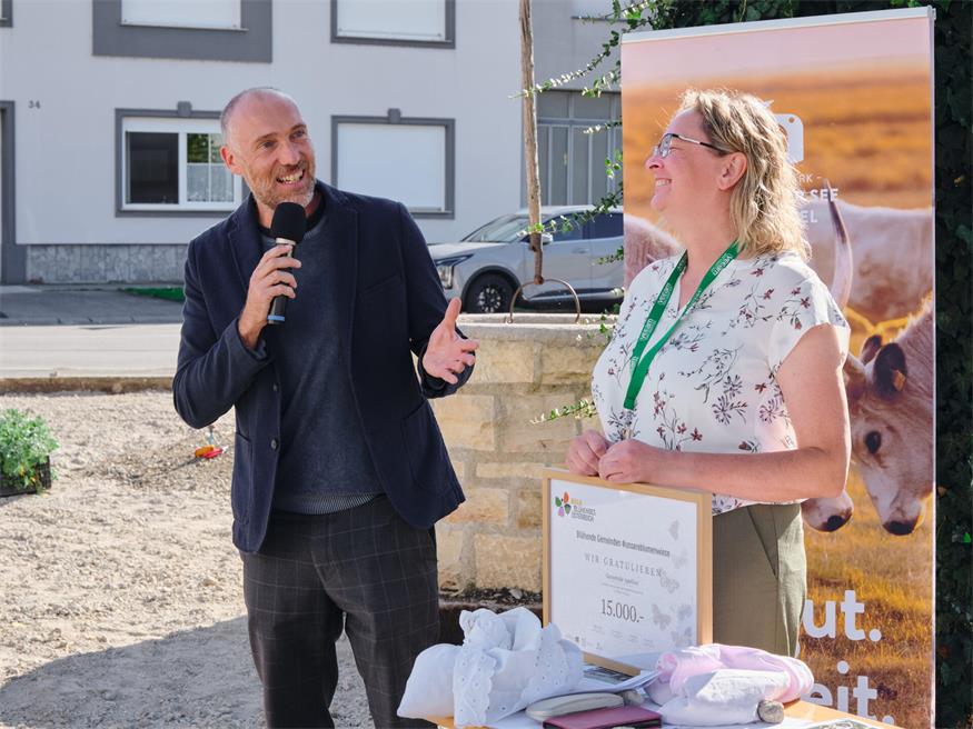 Apetlon fängt an aufzublühen