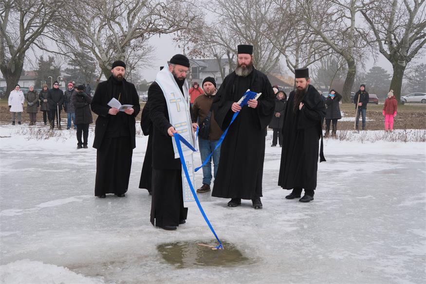 St. Andrä: Große Wasserweihe am Zicksee