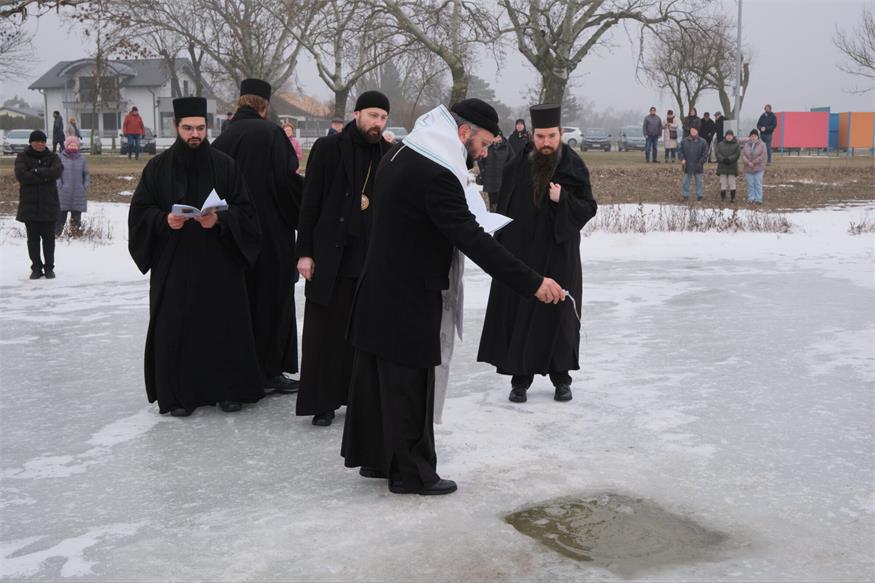 St. Andrä: Große Wasserweihe am Zicksee