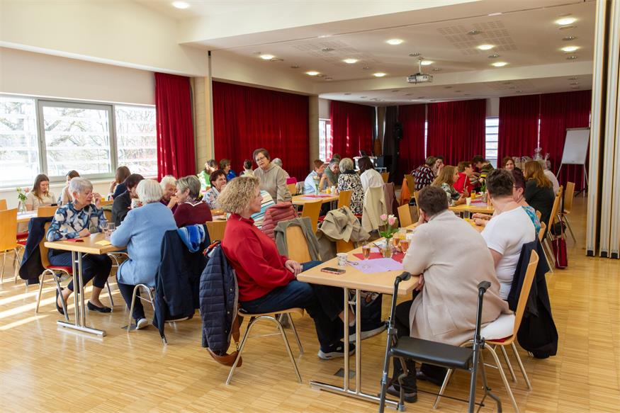Gemütliches Frauenfrühstück im Gemeindezentrum