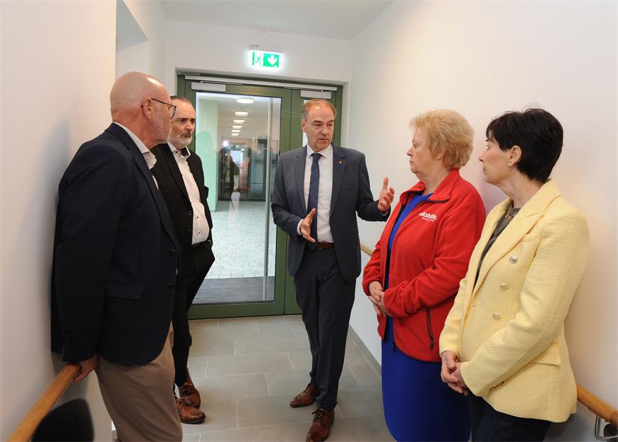 Besuch im Pflegestützpunkt: Am 1. April startet das Landes-Konzept