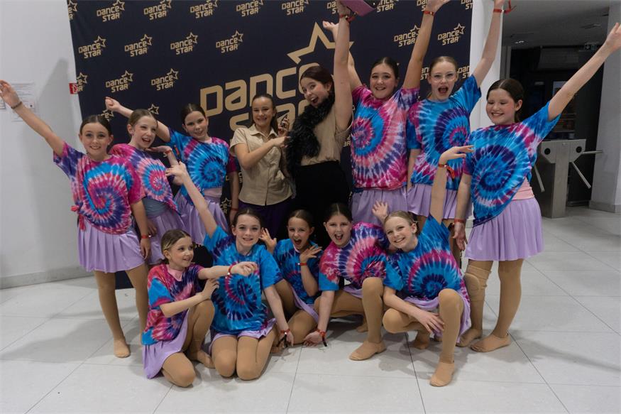 Sieben Medaillen für die UET Dancers