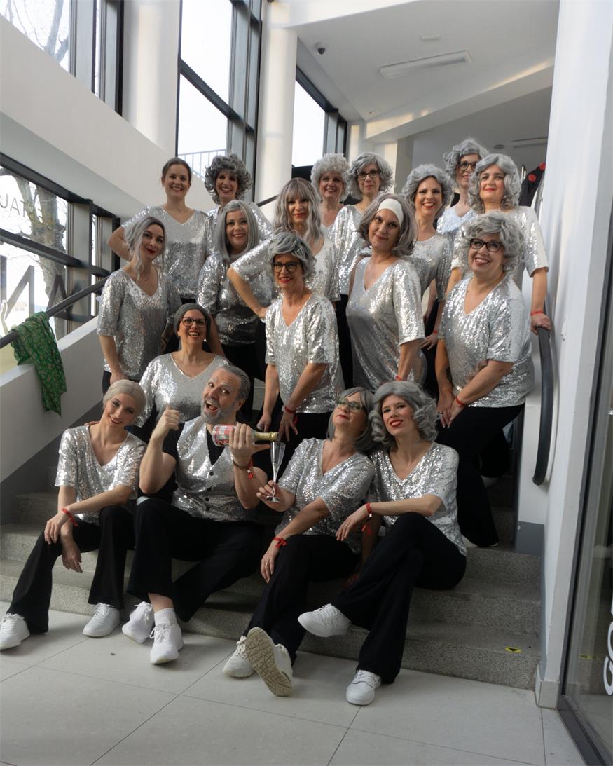 Sieben Medaillen für die UET Dancers