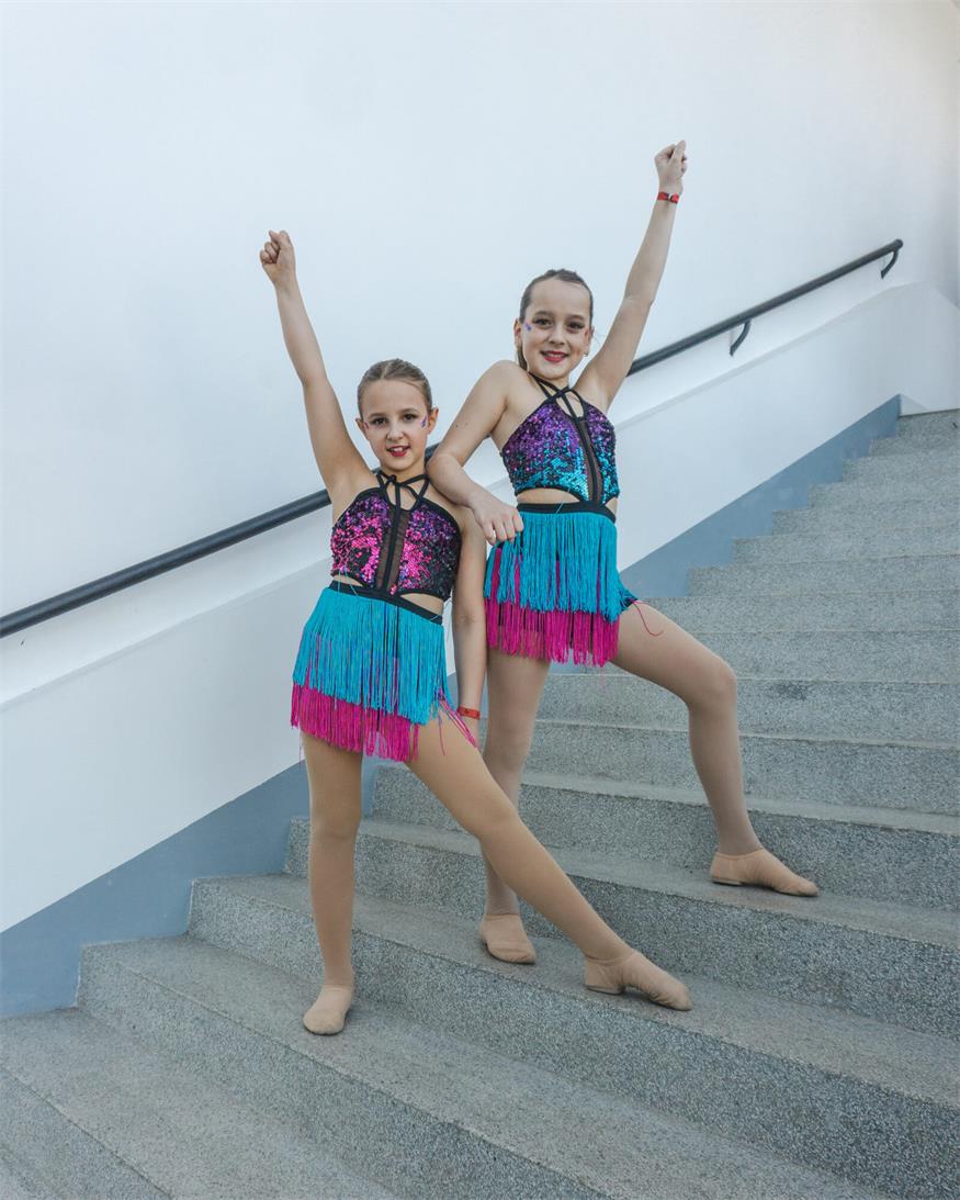 Sieben Medaillen für die UET Dancers