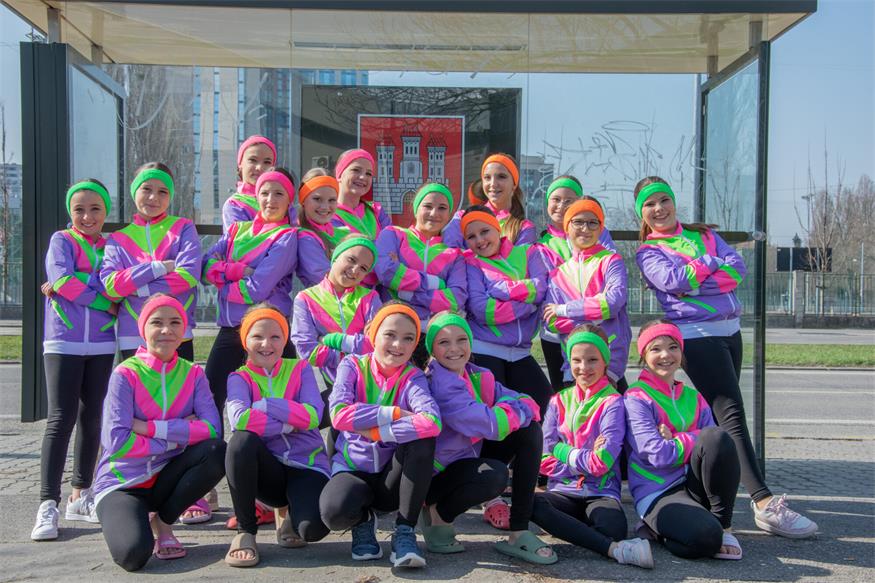 Sieben Medaillen für die UET Dancers