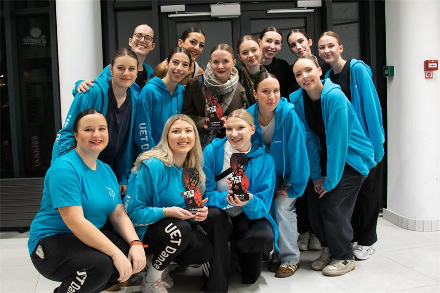 Sieben Medaillen für die UET Dancers
