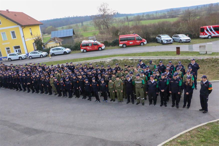 Feuerwehrjugendmitglieder überzeugten mit ihrem Wissen in Lackenbach