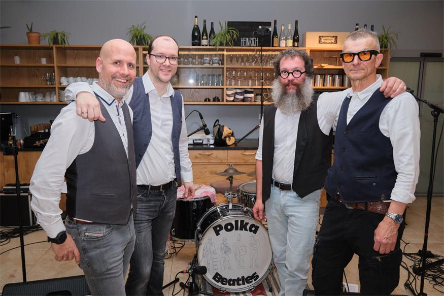 Hop on Hop off: Musikfans trotzen dem stürmischen Wetter