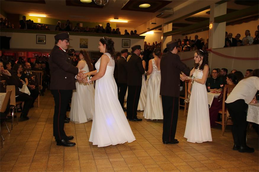 Der „Opernball“ des Mittelburgenlands: Die Feuerwehren baten zum Tanz