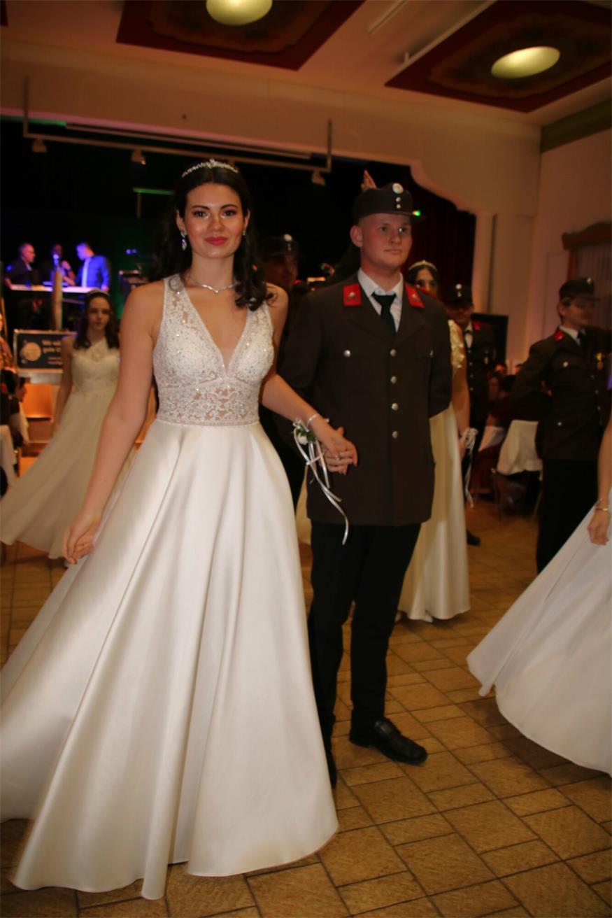 Der „Opernball“ des Mittelburgenlands: Die Feuerwehren baten zum Tanz