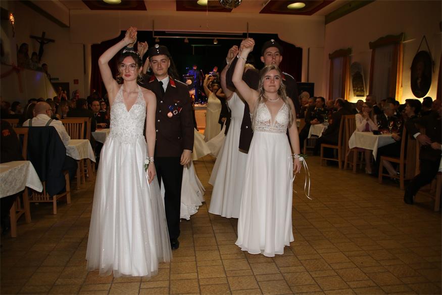 Der „Opernball“ des Mittelburgenlands: Die Feuerwehren baten zum Tanz