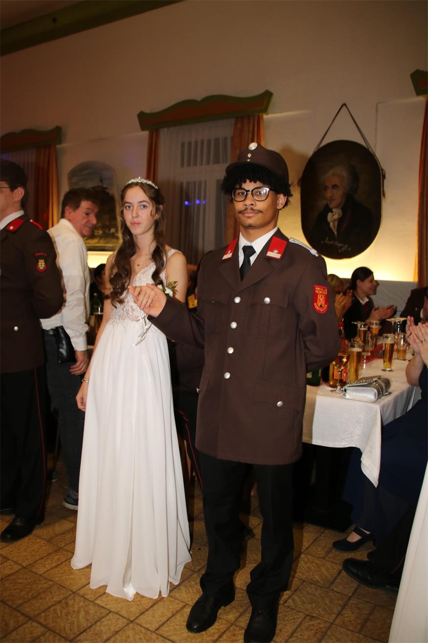 Der „Opernball“ des Mittelburgenlands: Die Feuerwehren baten zum Tanz