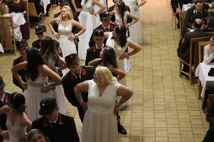 Der „Opernball“ des Mittelburgenlands: Die Feuerwehren baten zum Tanz