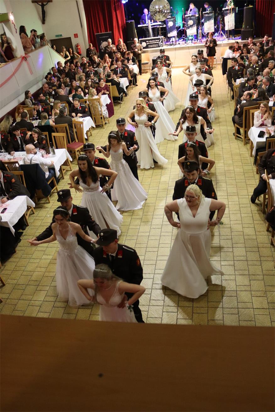 Der „Opernball“ des Mittelburgenlands: Die Feuerwehren baten zum Tanz