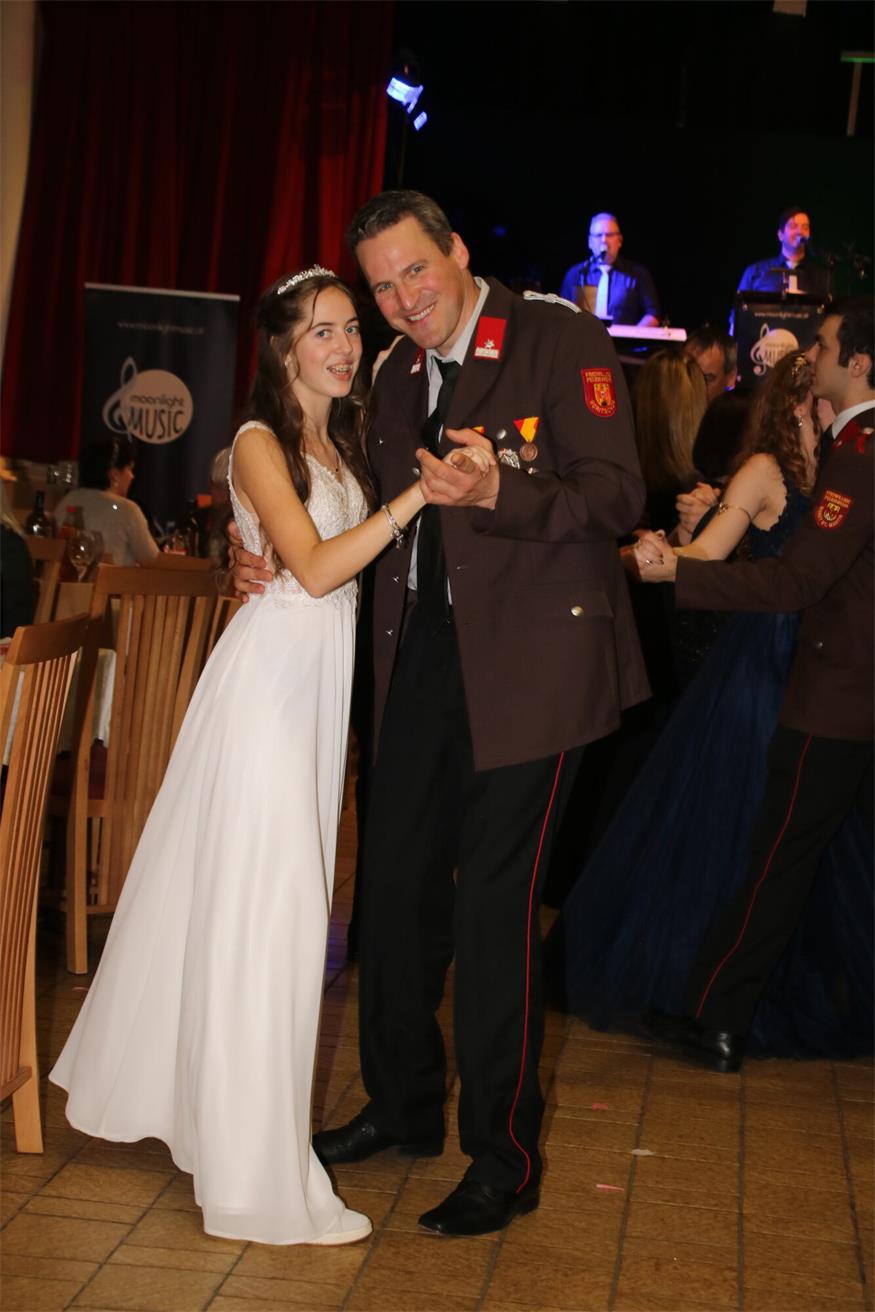 Der „Opernball“ des Mittelburgenlands: Die Feuerwehren baten zum Tanz