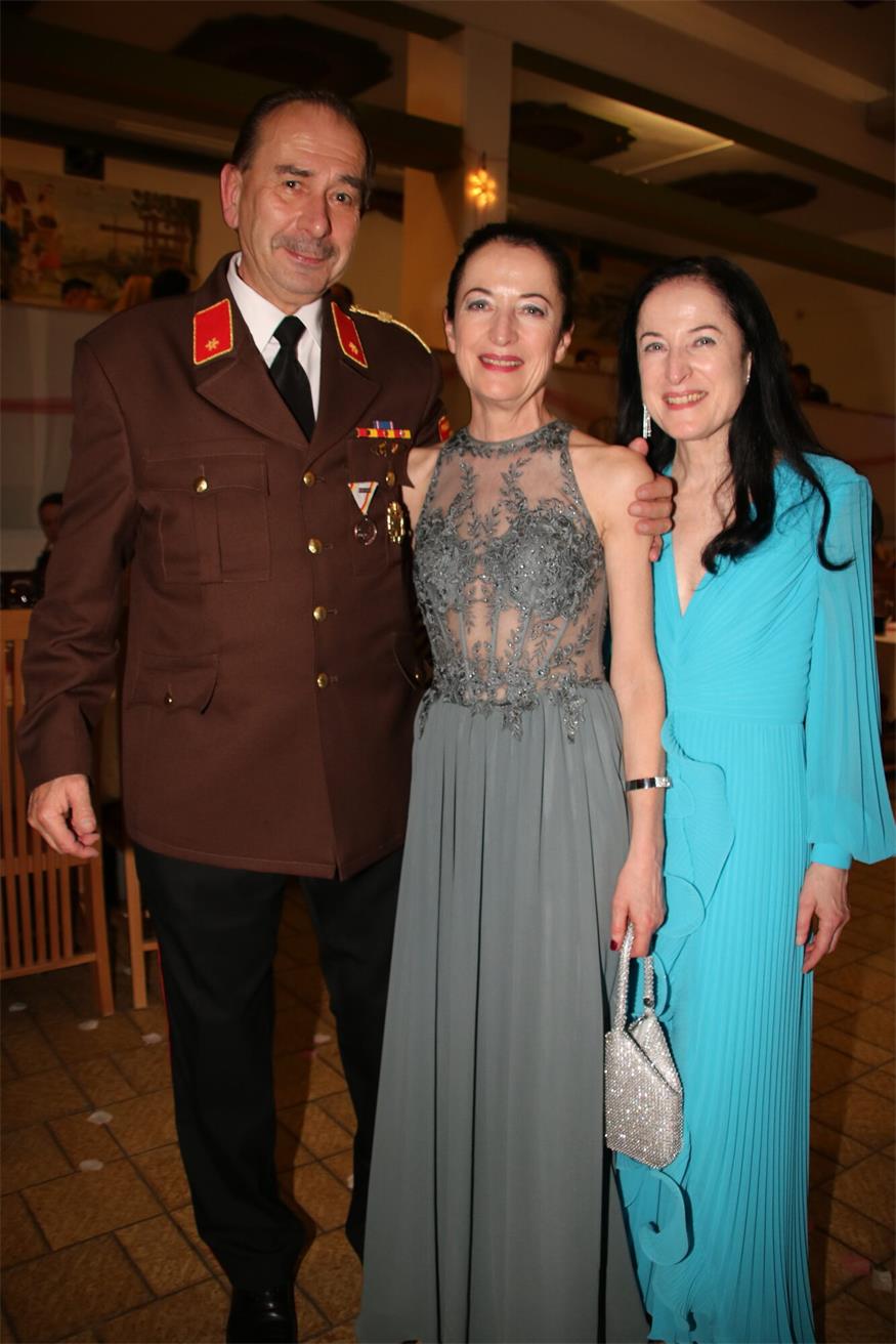 Der „Opernball“ des Mittelburgenlands: Die Feuerwehren baten zum Tanz