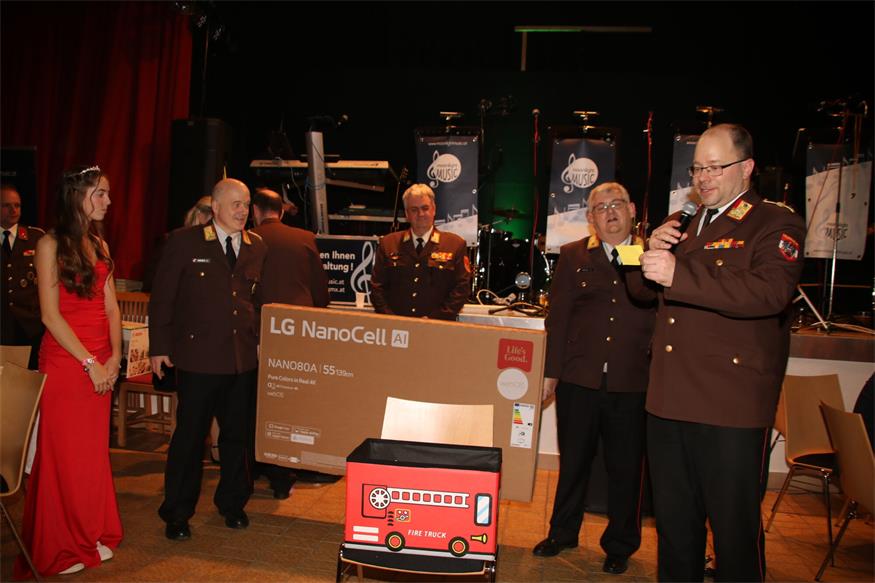 Der „Opernball“ des Mittelburgenlands: Die Feuerwehren baten zum Tanz