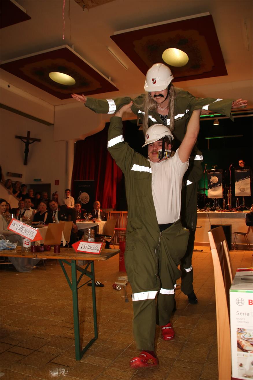 Der „Opernball“ des Mittelburgenlands: Die Feuerwehren baten zum Tanz