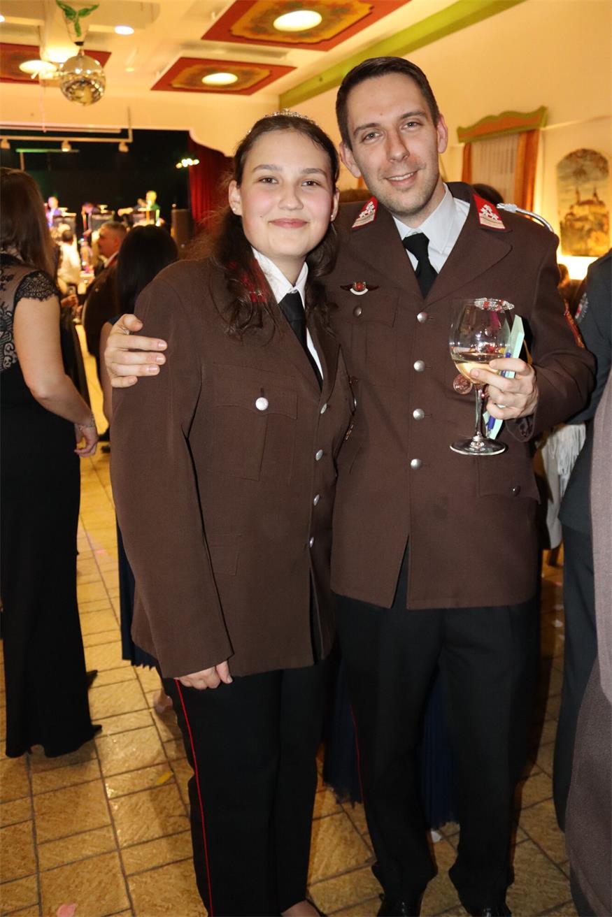 Der „Opernball“ des Mittelburgenlands: Die Feuerwehren baten zum Tanz