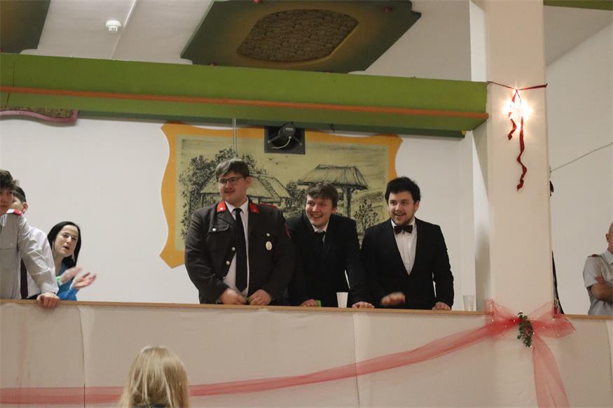 Der „Opernball“ des Mittelburgenlands: Die Feuerwehren baten zum Tanz