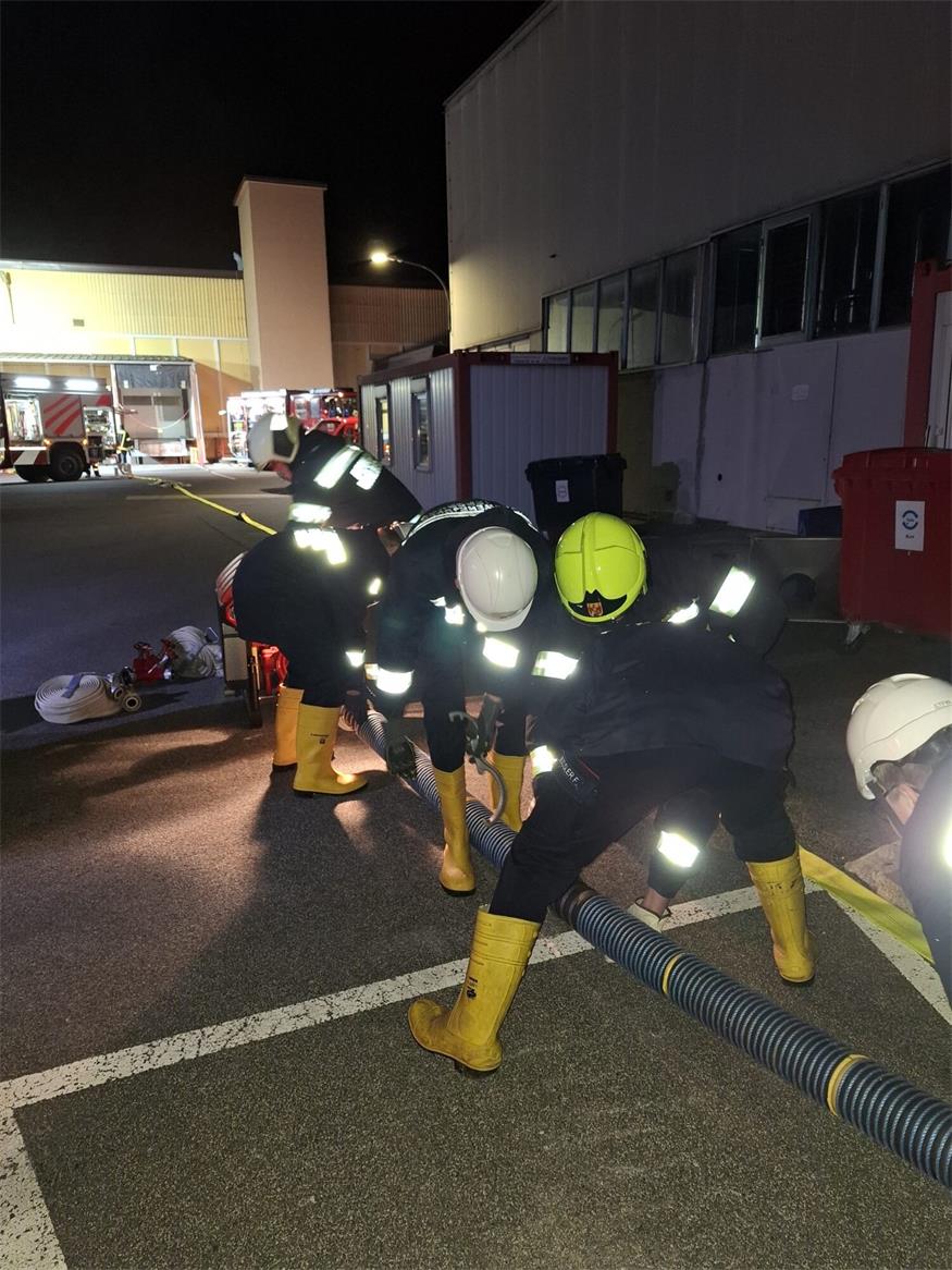 Feuerwehr übte bei Felix Austria
