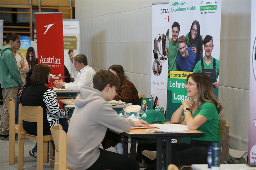 Lehrlingscasting bringt Betriebe und Jugendliche zusammen