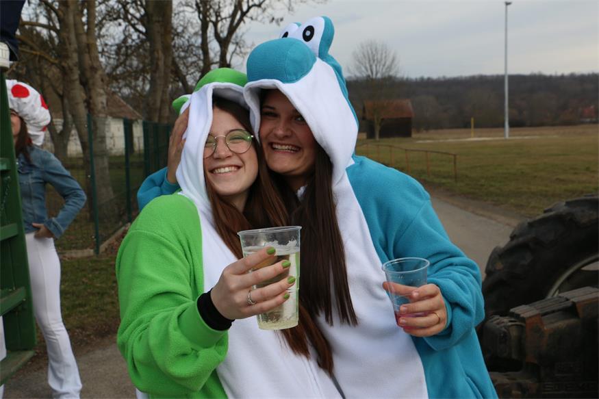 Freiwillige Feuerwehr und Jugend Frankenau feierten Fasching