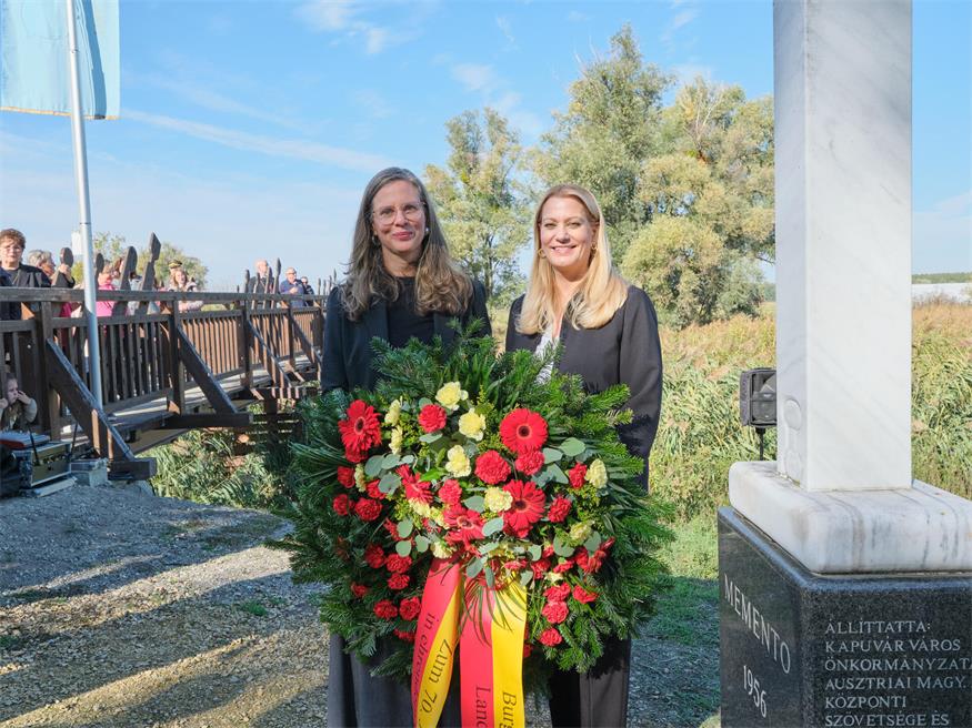 Andau gedenkt der Flucht von 1956 und eröffnet Gedenkplattform