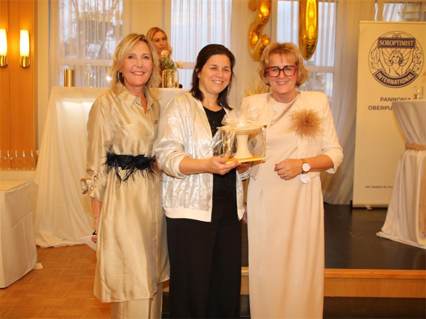 „Golden Girls“: Schwestern vom Soroptimistclub feierten 50er