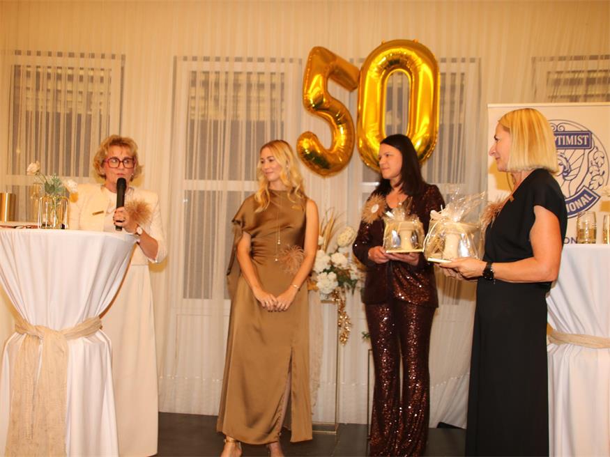 „Golden Girls“: Schwestern vom Soroptimistclub feierten 50er
