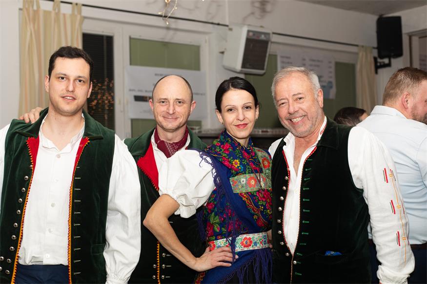 Der Tanzboden bebt beim kroatischen Ball in Neudorf