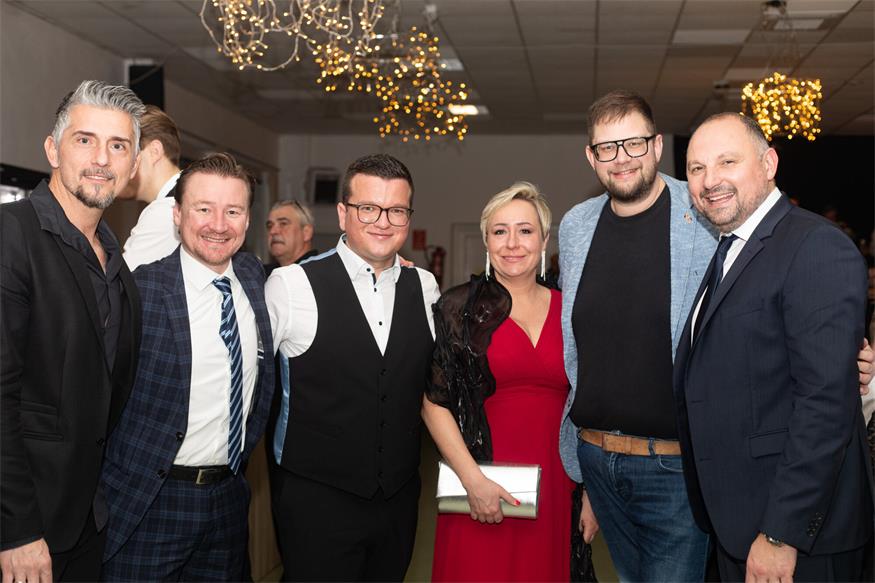 Der Tanzboden bebt beim kroatischen Ball in Neudorf
